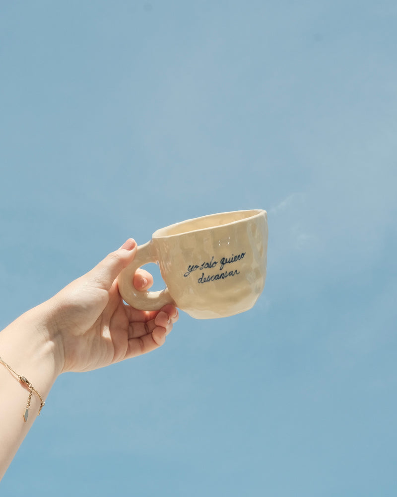 PRE-ORDER - taza yo solo quiero descansar