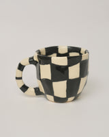 Rolanda Mug - Black Wavy Checkered