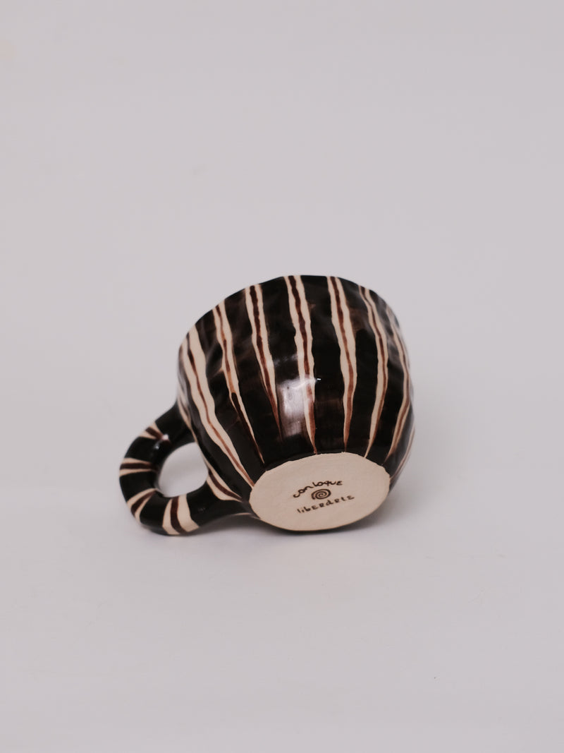 Stripes Mug - conloque 𖦹 liberárte