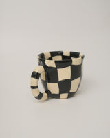 Rolanda Mug - Black Wavy Checkered